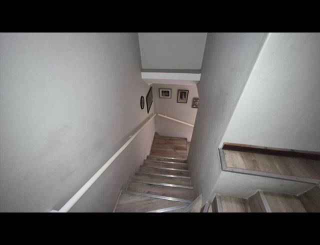3 BEDROOM APARTMENT FOR SALE IN ASTON MANOR